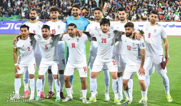 عکس از ورزشگاه فولادشهر