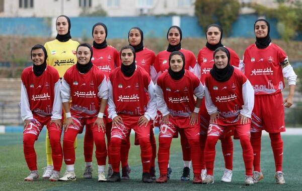 عکس ورزشگاه پرسپولیس توسط بانک شهر