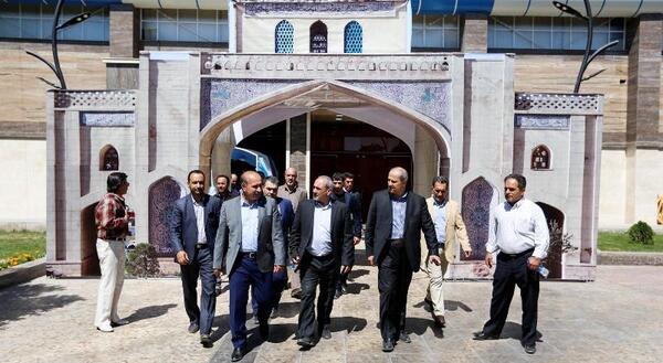 عکس ورزشگاه دستغیب شیراز