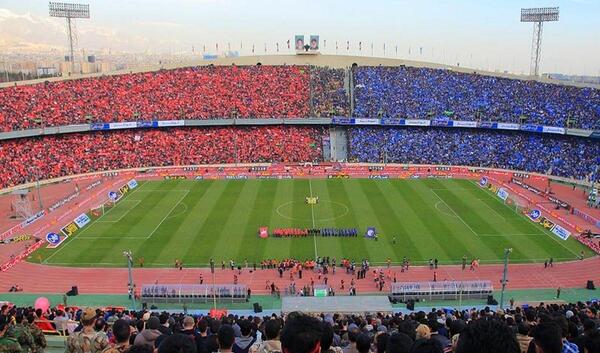 عکس از ورزشگاه اتحاد