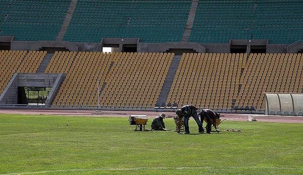 عکس چمن ورزشگاه تختی