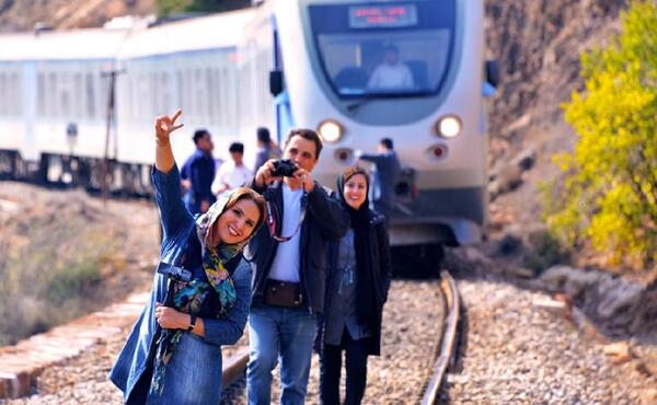 عکس داخل قطار واقعی