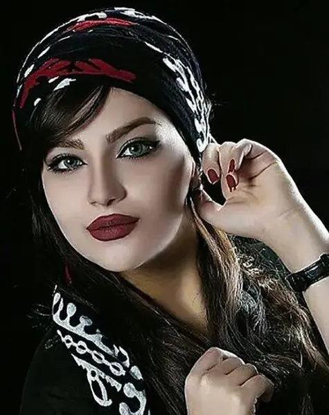 عکس دختر لری بختیاری