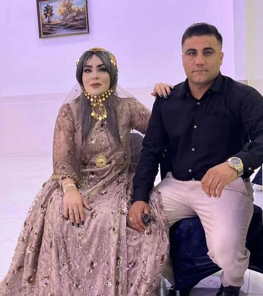 عکس دختر لباس لری