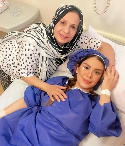 عکس دختر مریض رو تخت بیمارستان