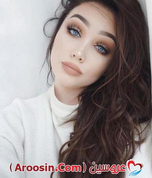 عکس سلفی دختر ساده