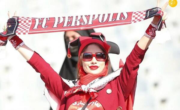 عکس طرفداران زن پرسپولیس