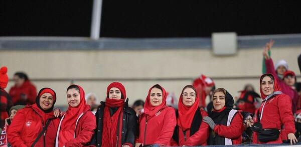 عکس طرفداران زن پرسپولیس