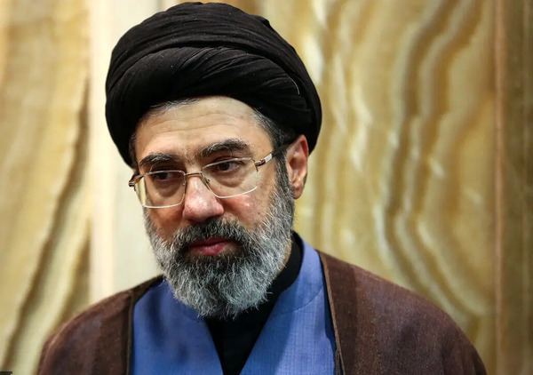 عکس خانم مجتبی خامنه ای