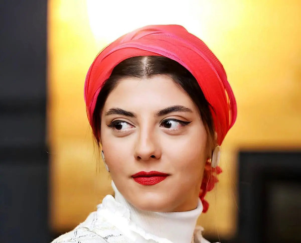 عکس خانم مهسا طهماسبی