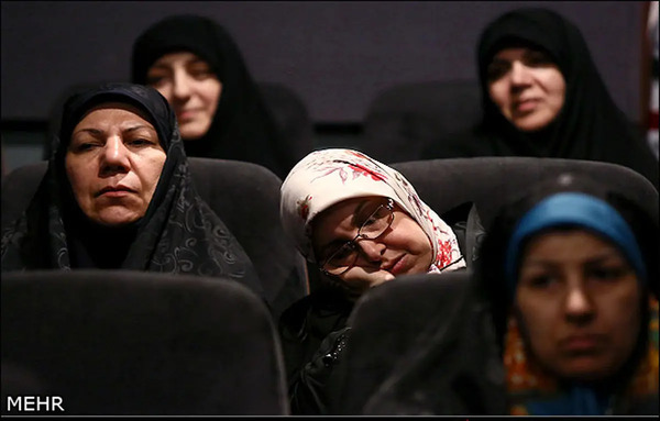 عکس خانم قاسمی معلم