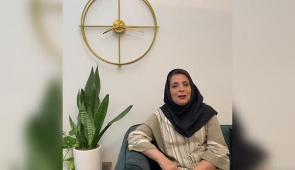 عکس معلم خانم قنبری