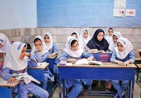 عکس معلم خانم نوروزی