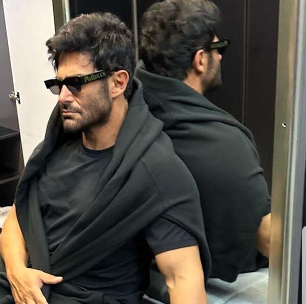 عکس محمدرضا گلزار خواننده