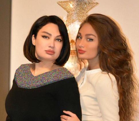 عکس سهیلا گلزار و همسرش