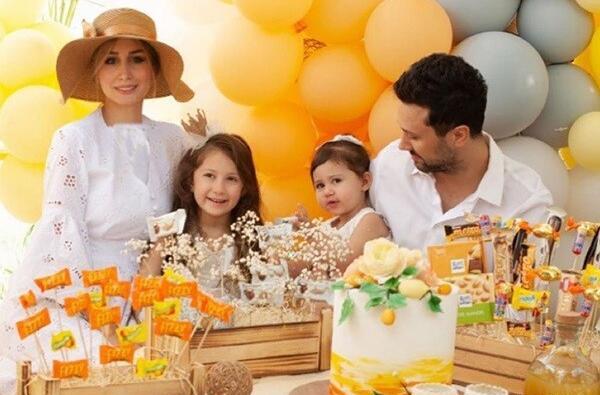 عکس های خانوادگی محمدرضا گلزار