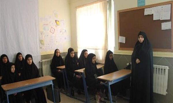 عکس خانم معلم چادری