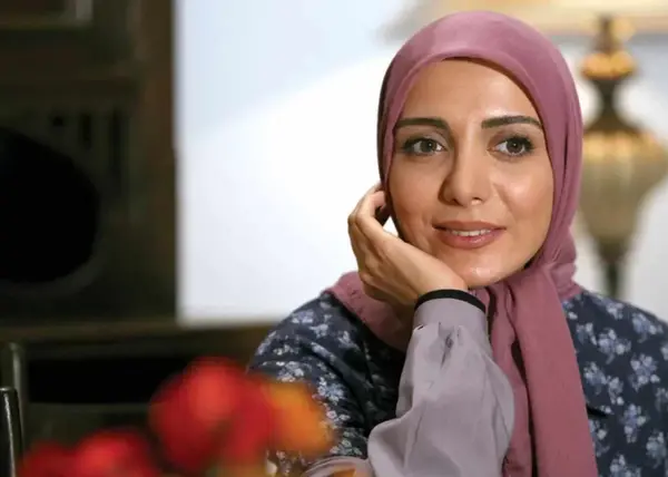 عکس خواهر اقای پلیس در لیسانسه ها
