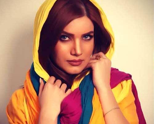 عکس خواهر اقای پلیس در لیسانسه ها