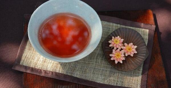 عکس نوشیدنی کیوت کره ای