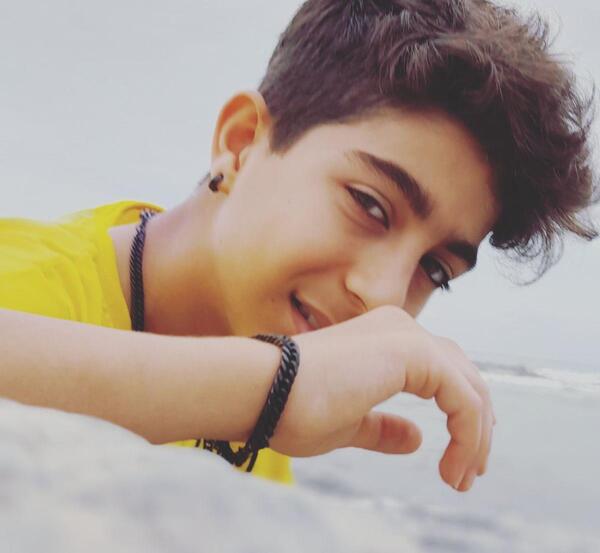 عکس فیک پسرونه 14 ساله