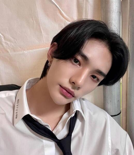 عکس کیوت از هیونجین