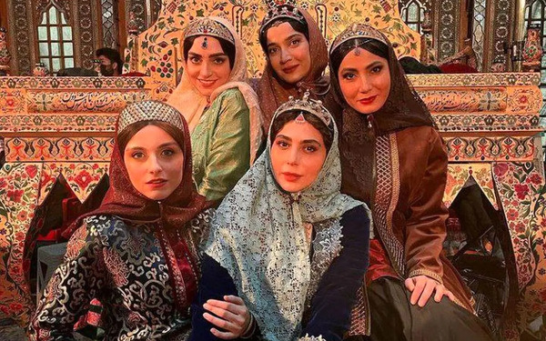 عکس بازیگران جیران در واقعیت