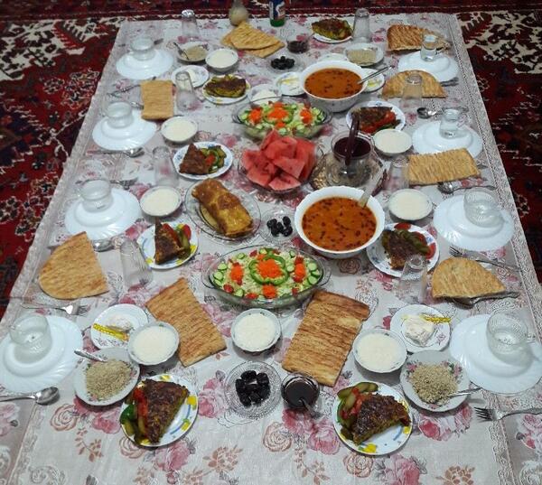 عکس نقاشی سفره افطار ماه رمضان