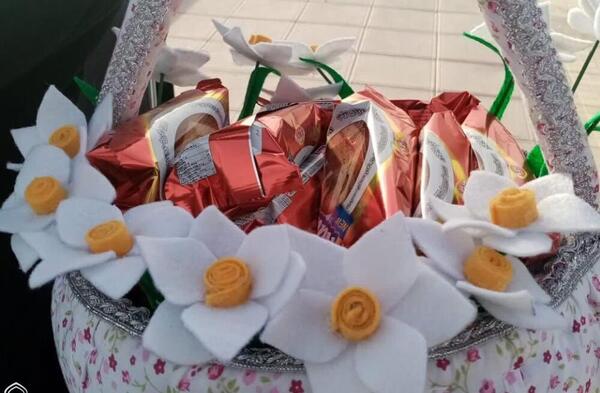 عکس جشن نیمه شعبان در مدرسه