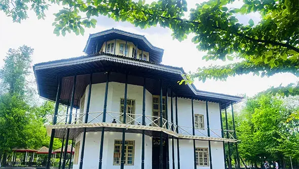عکس عمارت کلاه فرنگی