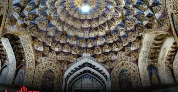 عکس عمارت کلاه فرنگی