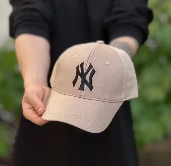 عکس کلاه نقاب دار ny