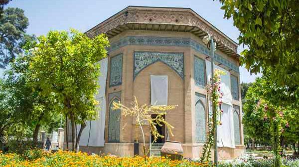 عکس عمارت کلاه فرنگی شیراز