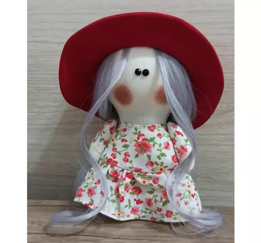 عکس عروسک کلاه دار