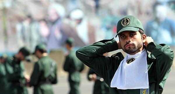 عکس امام حسین با کلاه خود
