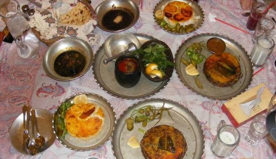 عکس رستوران هفت خوان در شیراز