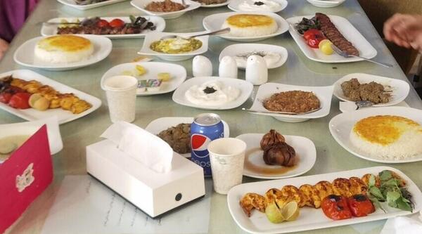 عکس رستوران کشتی رامسر