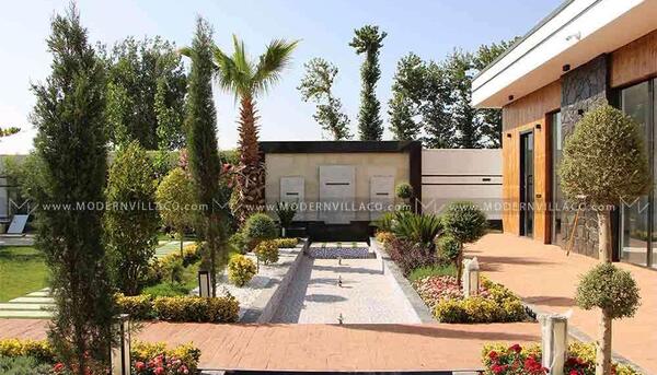 عکس ویلا حیاط دار