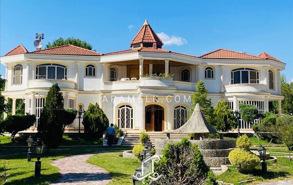 عکس باغ ویلا لوکس