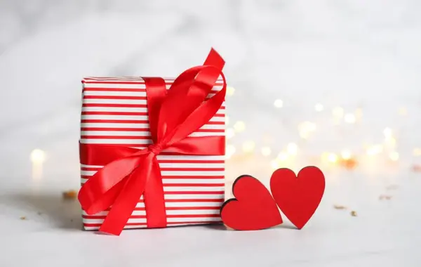 عکس ایده کادو ولنتاین برای پسر ارزان