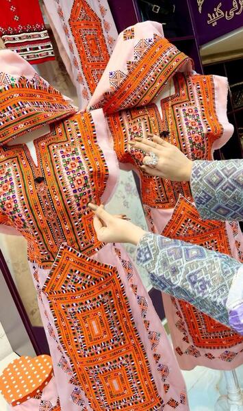 عکس لباس بلوچی دمن دوچ