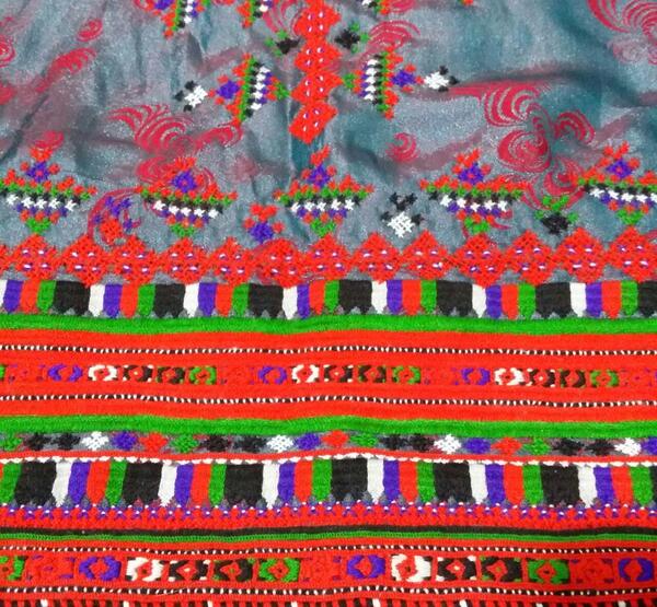 عکس لباس بلوچی سیاه دوچ
