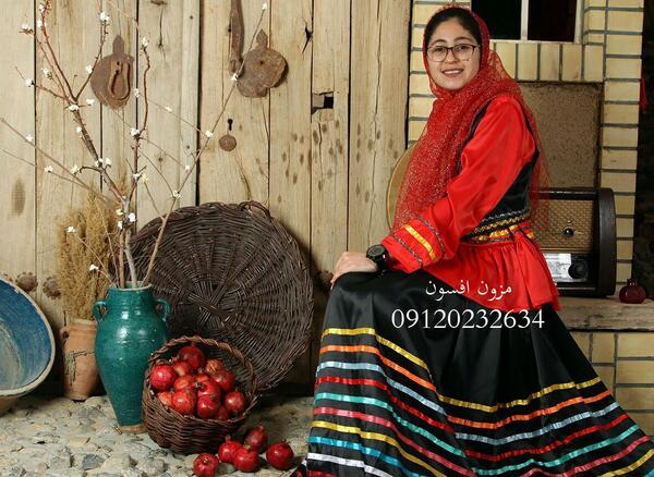 عکس لباس محلی برای شب یلدا