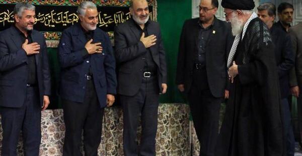 عکس رهبر و امام خمینی و سردار سلیمانی