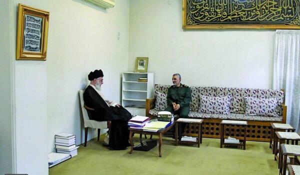 عکس رهبر و امام و حاج قاسم