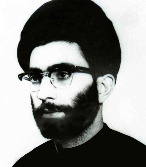عکس رهبر در زندان ساواک