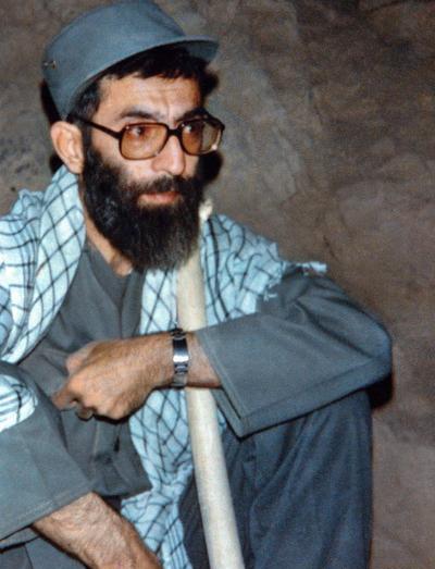 عکس رهبر جنگ