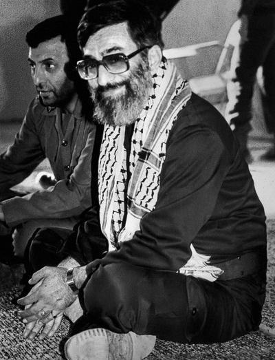 عکس جبهه رهبر