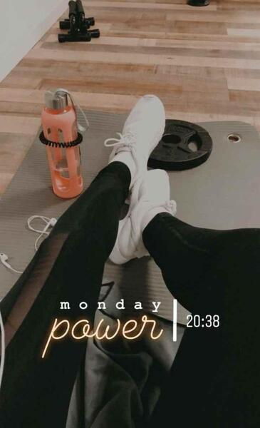 عکس فیک استوری دخترونه