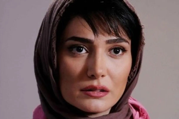 عکس بازیگر مینا وحید و همسرش